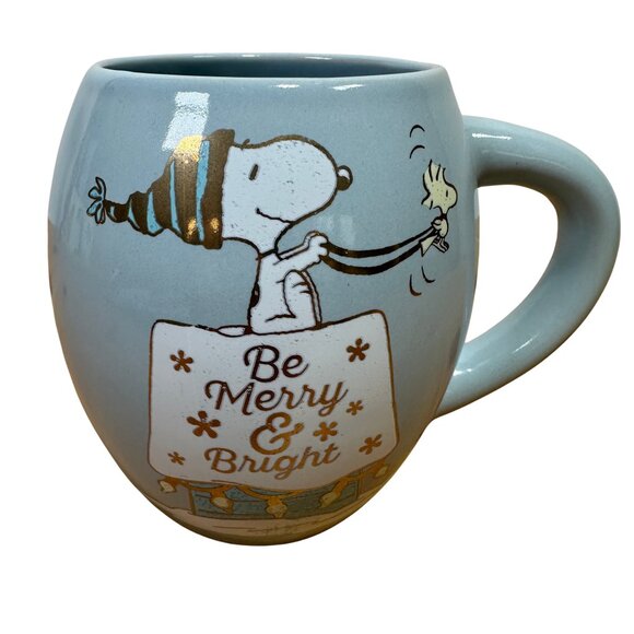 Peanuts | Snoopy “Be Merry & Bright” Christmas Mug 18 oz | Ceramic Oval Mug - Picture 1 of 3